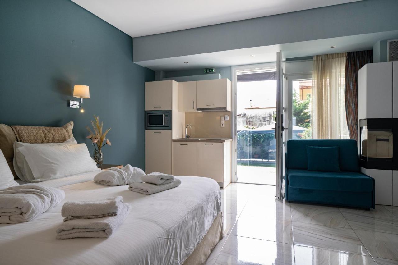 Edem Luxury Apartments Néa Péramos Exterior foto